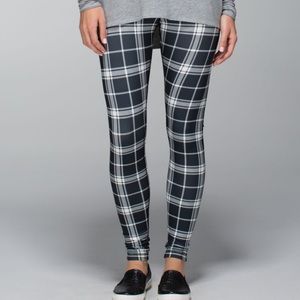 Lululemon Wunder Under Legging in Varsity Plaid Printed Ghost Deep Coal